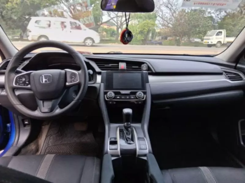 Honda Civic   - 2017