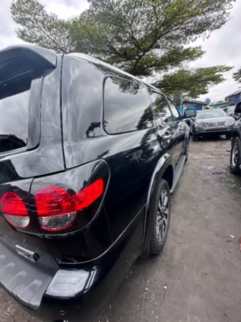 Toyota Sequoia   - 2016