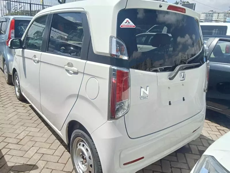 Honda Stepwgn   - 2018