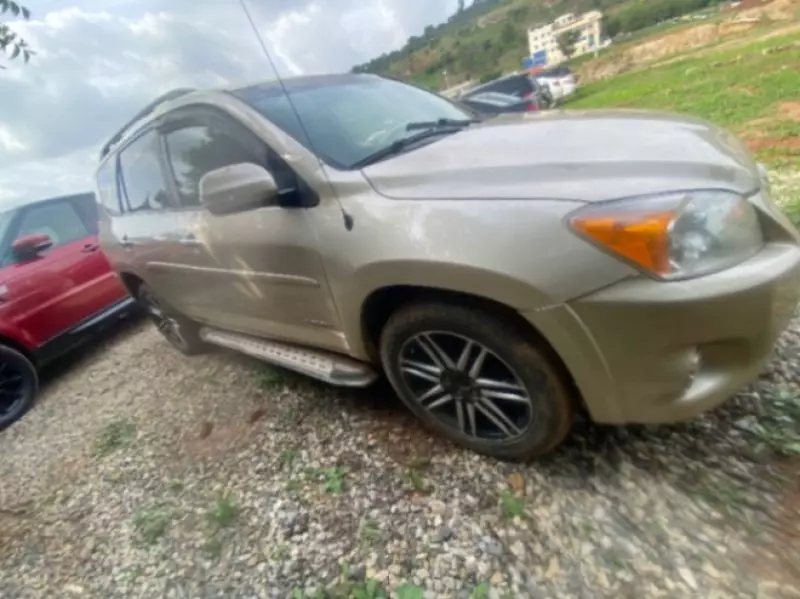 TOYOTA RAV 4   - 2009