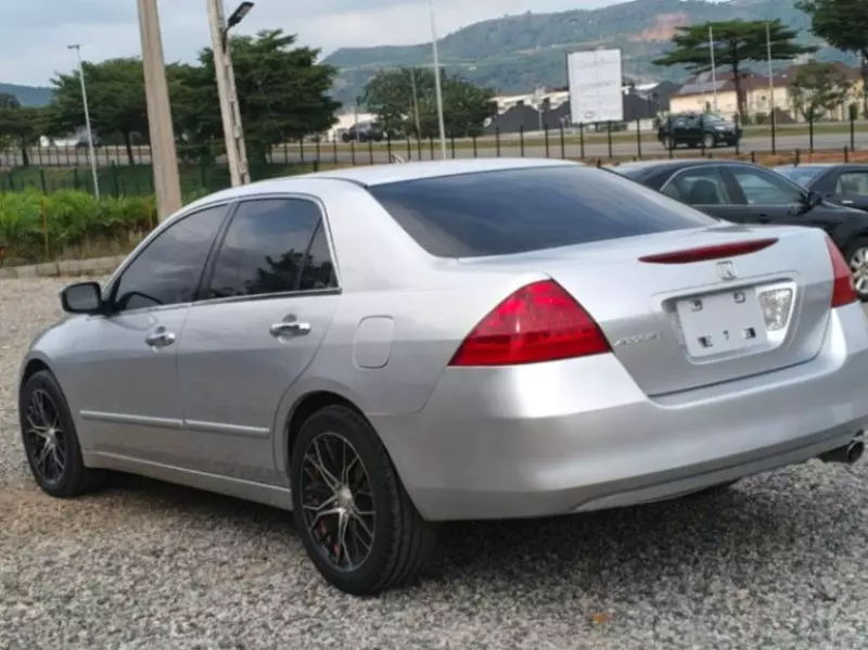 Honda Accord   - 2007