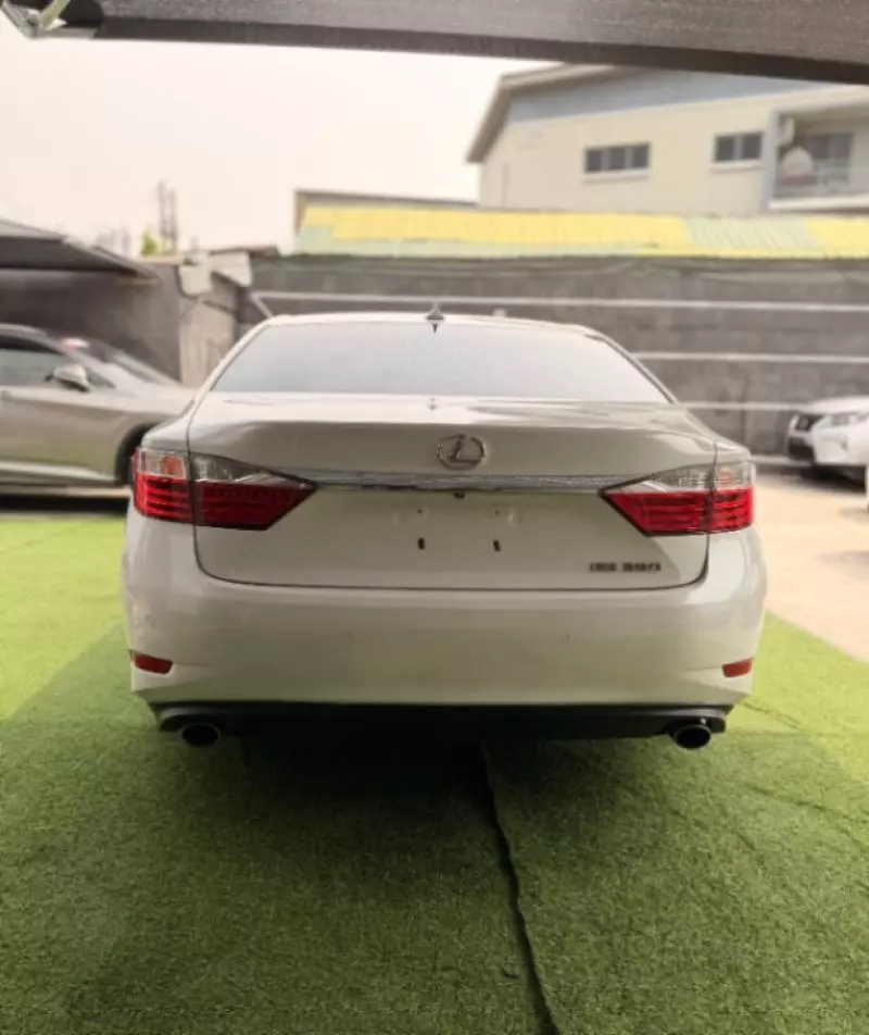 Lexus ES 350   - 2014