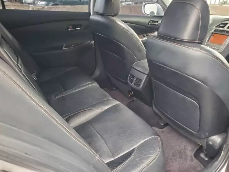 Lexus ES 350   - 2011