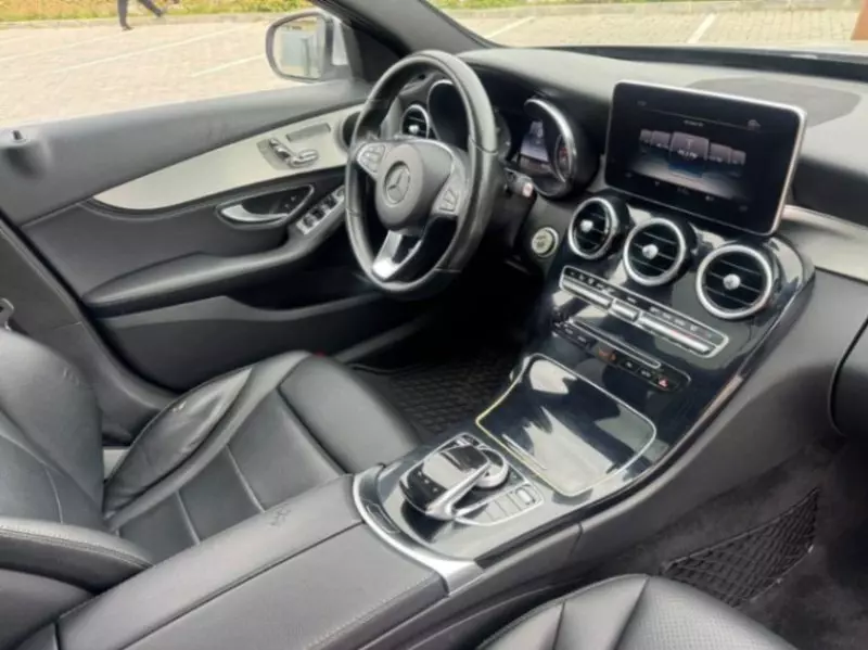 Mercedes-Benz C 300   - 2015