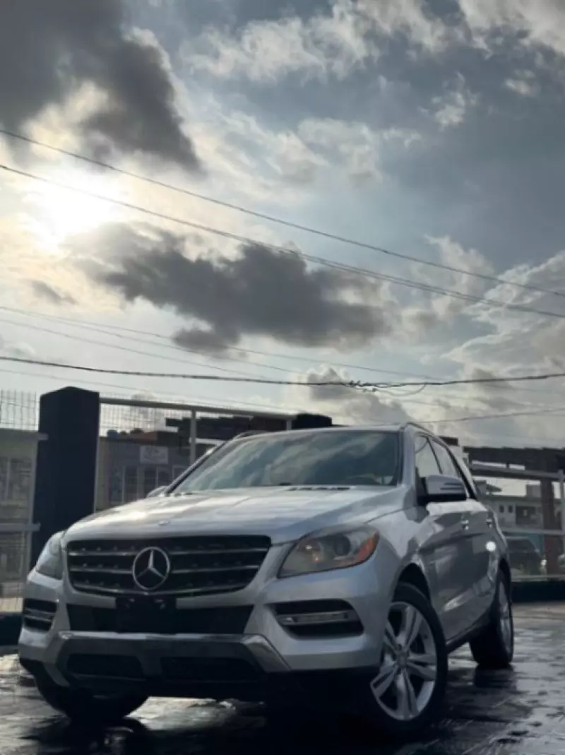 Mercedes-Benz ML 350   - 2012