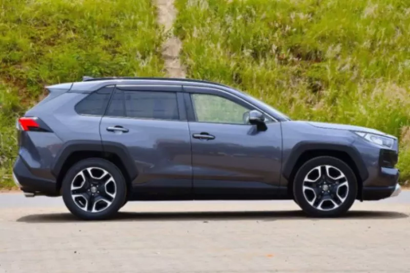 Toyota Rav4   - 2019