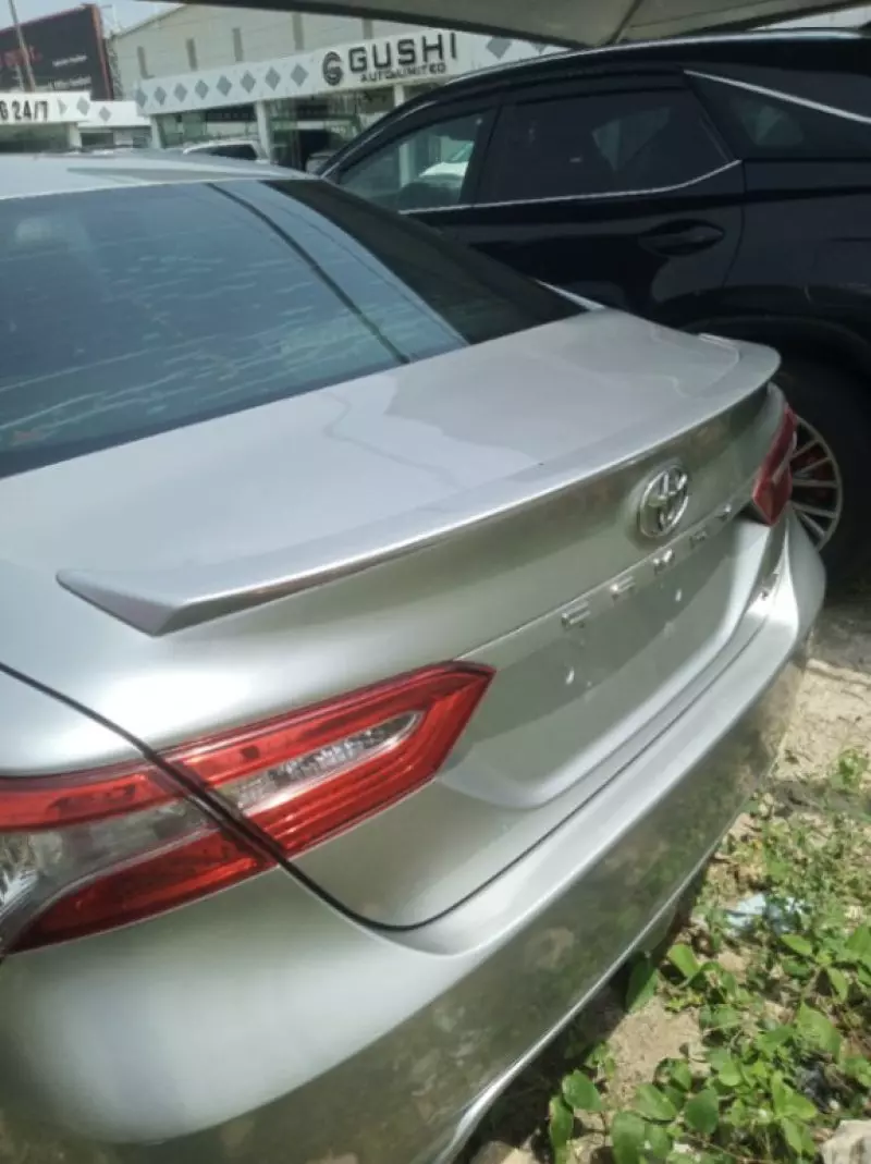 TOYOTA Camry   - 2018