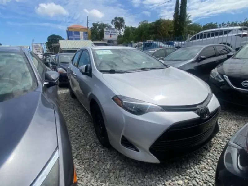 TOYOTA Corolla   - 2018