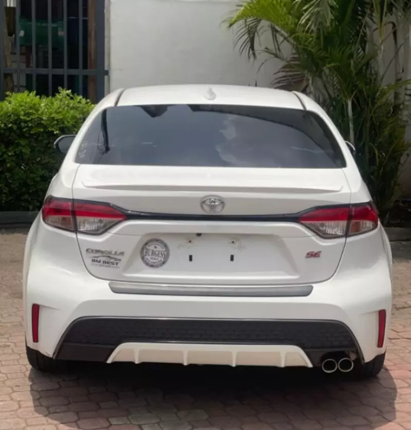 TOYOTA Corolla   - 2020