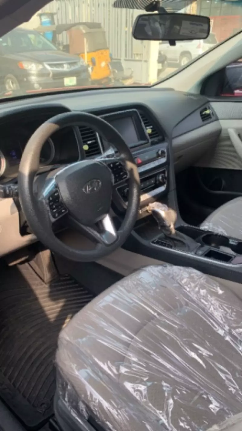 Hyundai Sonata   - 2018