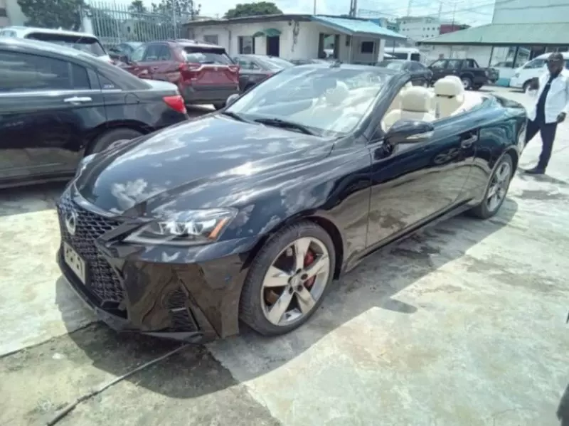 Lexus IS 250   - 2012