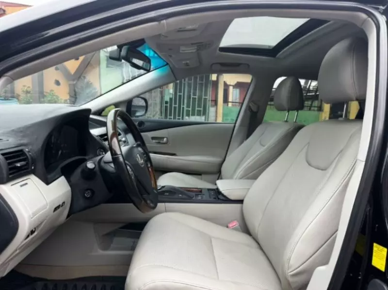 Lexus RX   - 2010