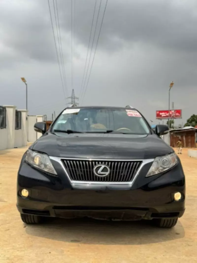 Lexus RX   - 2010