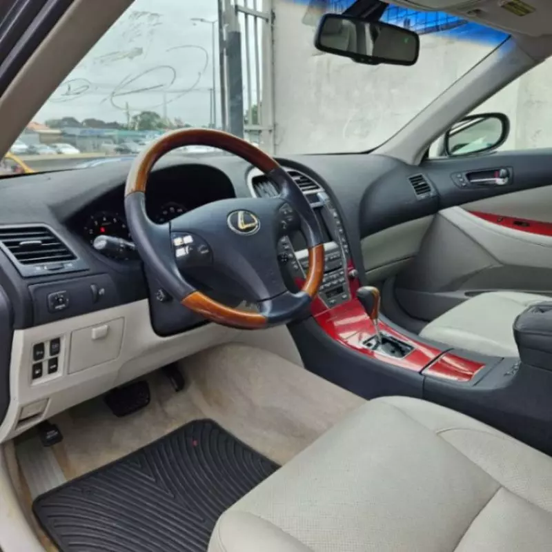 Lexus ES - 2009