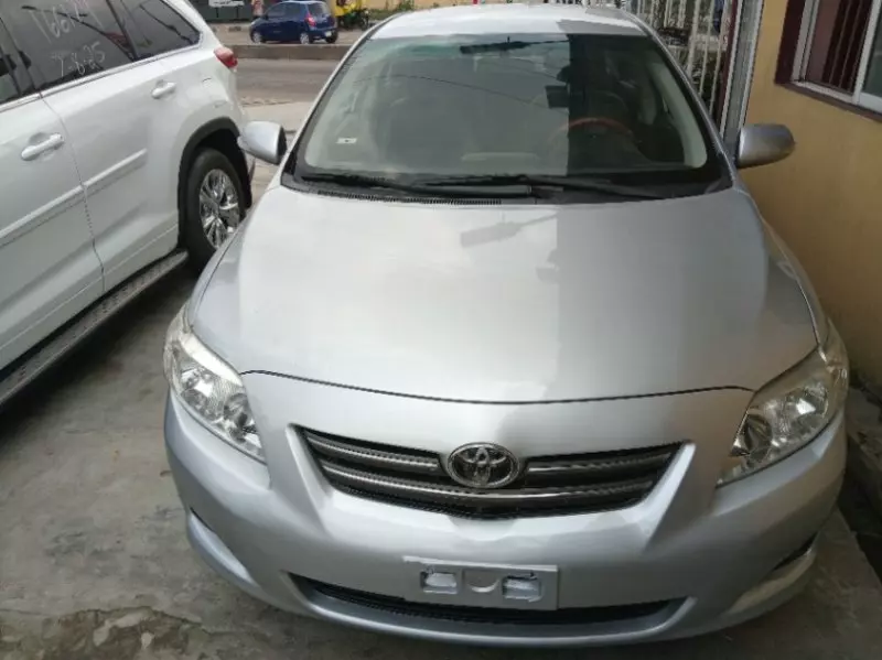 Toyota Corolla   - 2008