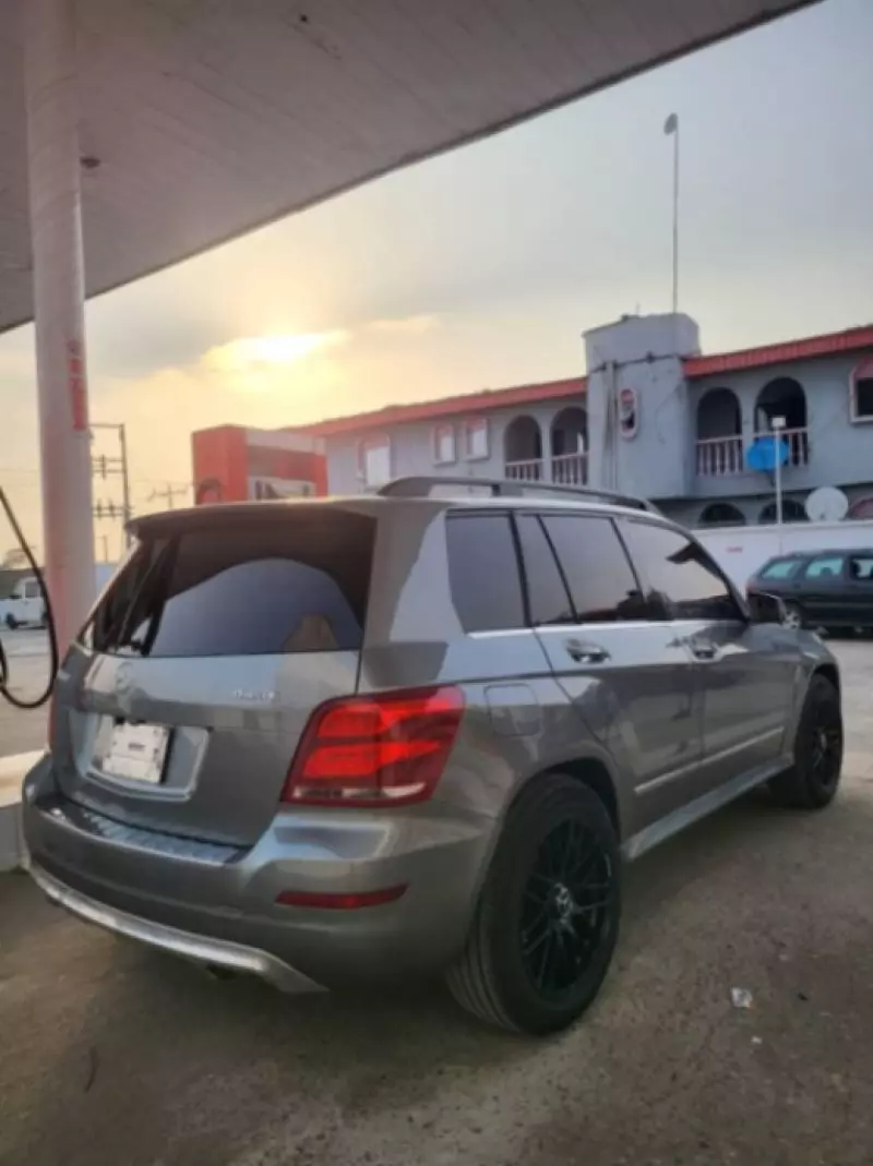 Mercedes-Benz GLK 350   - 2013