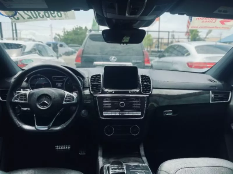 Mercedes-Benz GLE-Class   - 2017