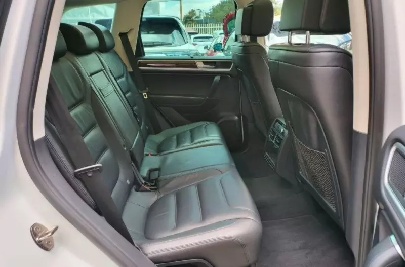 Volkswagen Touareg   - 2016