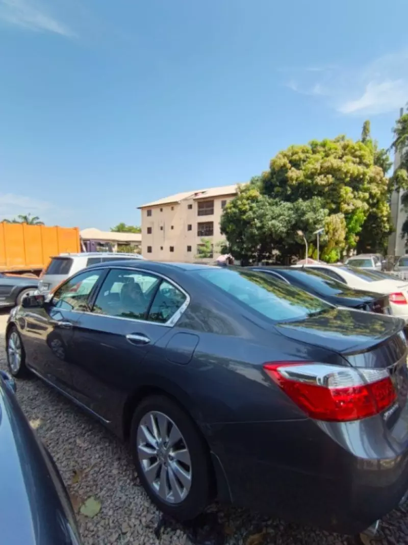 Honda Accord   - 2014