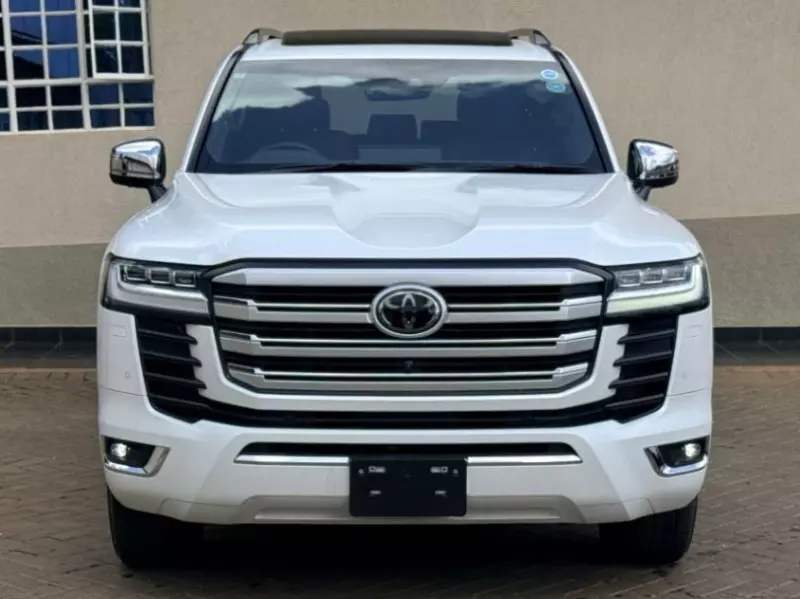 Toyota LAND CRUISER 300 LC300   - 2021