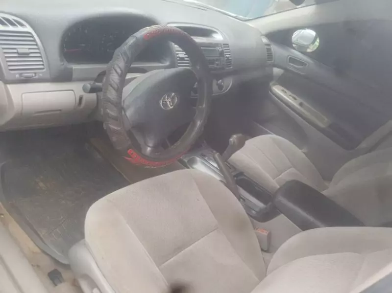 Toyota Camry   - 2008