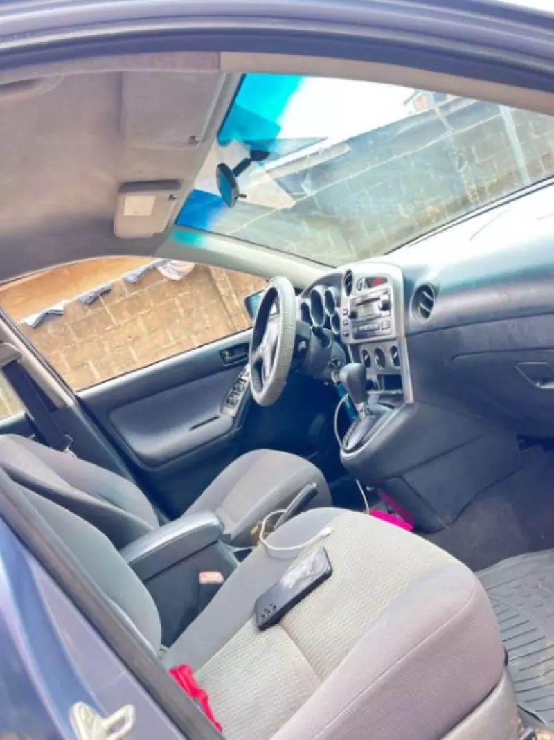 Toyota Corolla Matrix   - 2006