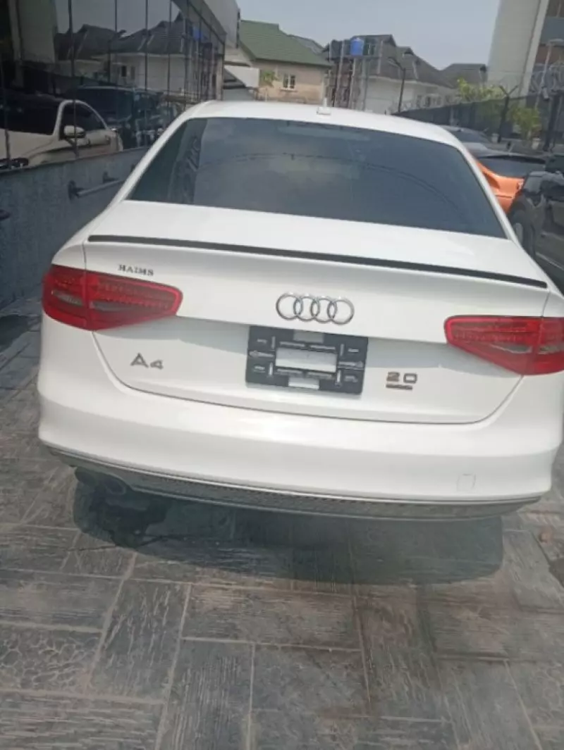 Audi A4   - 2014