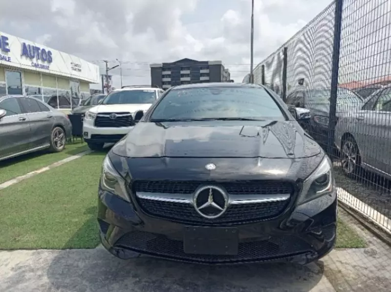 Mercedes-Benz CLA 250   - 2015
