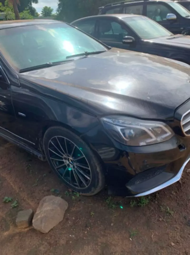 Mercedes-Benz E-Class   - 2010