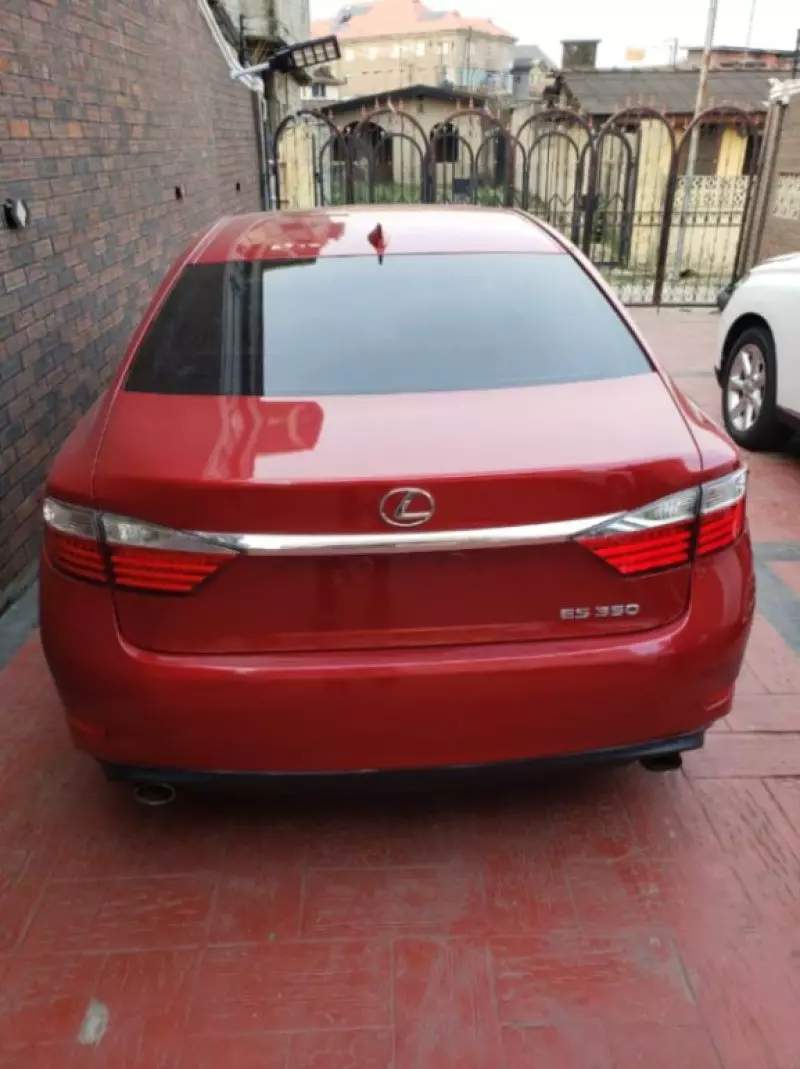 Lexus ES 350   - 2015
