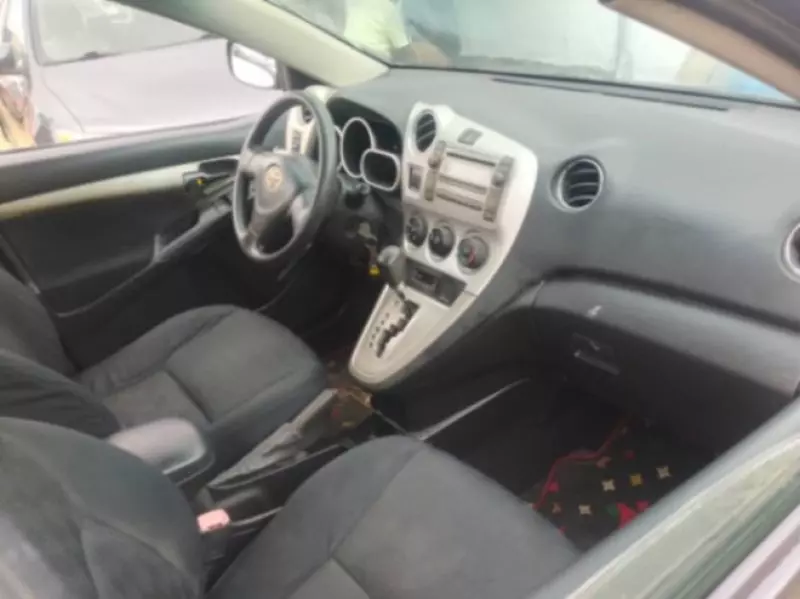 Toyota Corolla Matrix   - 2009
