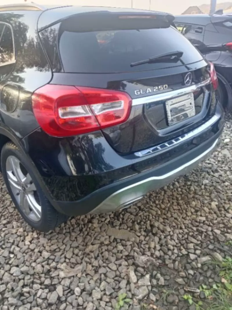 Mercedes-Benz GLA 250   - 2017