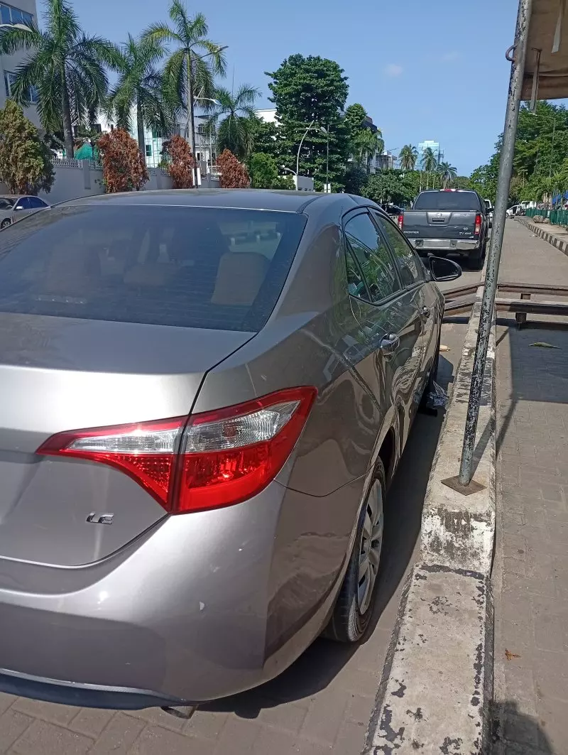 Toyota Corolla   - 2015