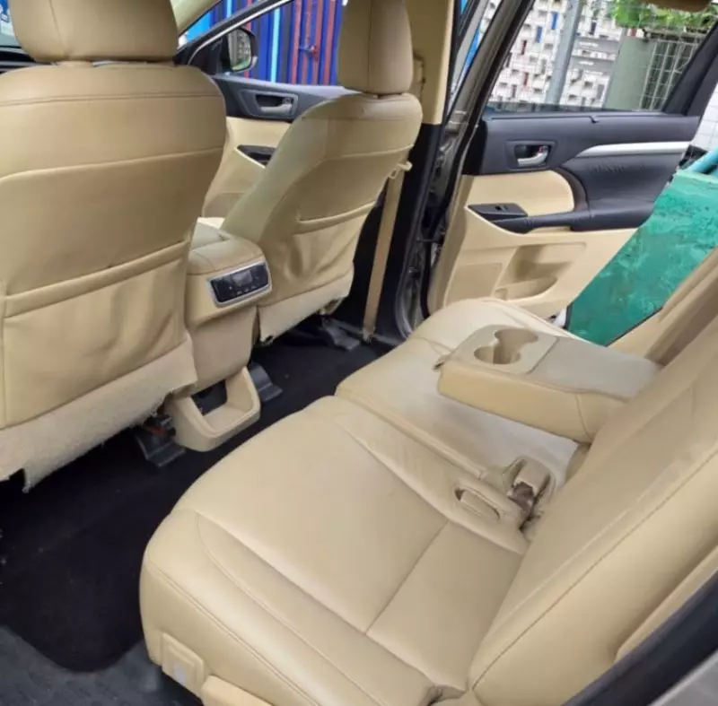 TOYOTA Highlander   - 2015