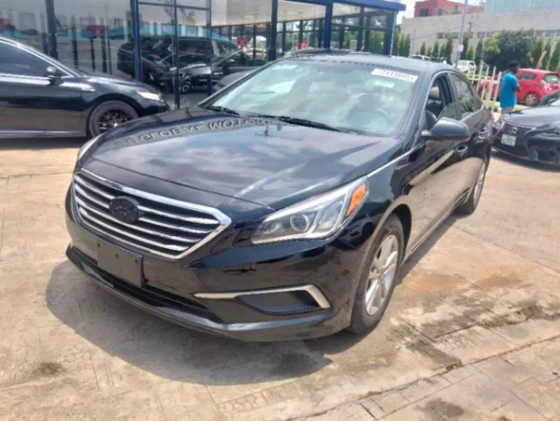 Hyundai Sonata   - 2017