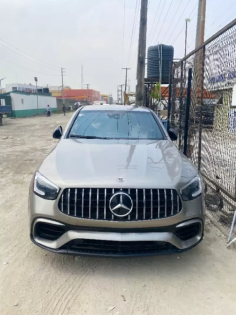 Mercedes-Benz GLC 63 AMG   - 2021