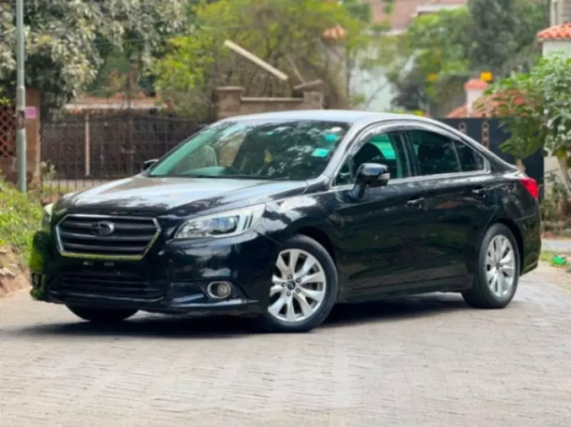 Subaru Legacy   - 2017