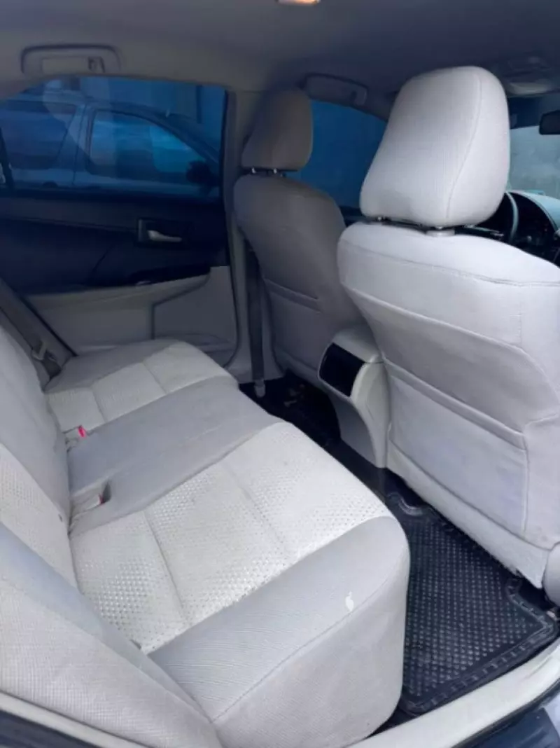 Toyota Camry   - 2014