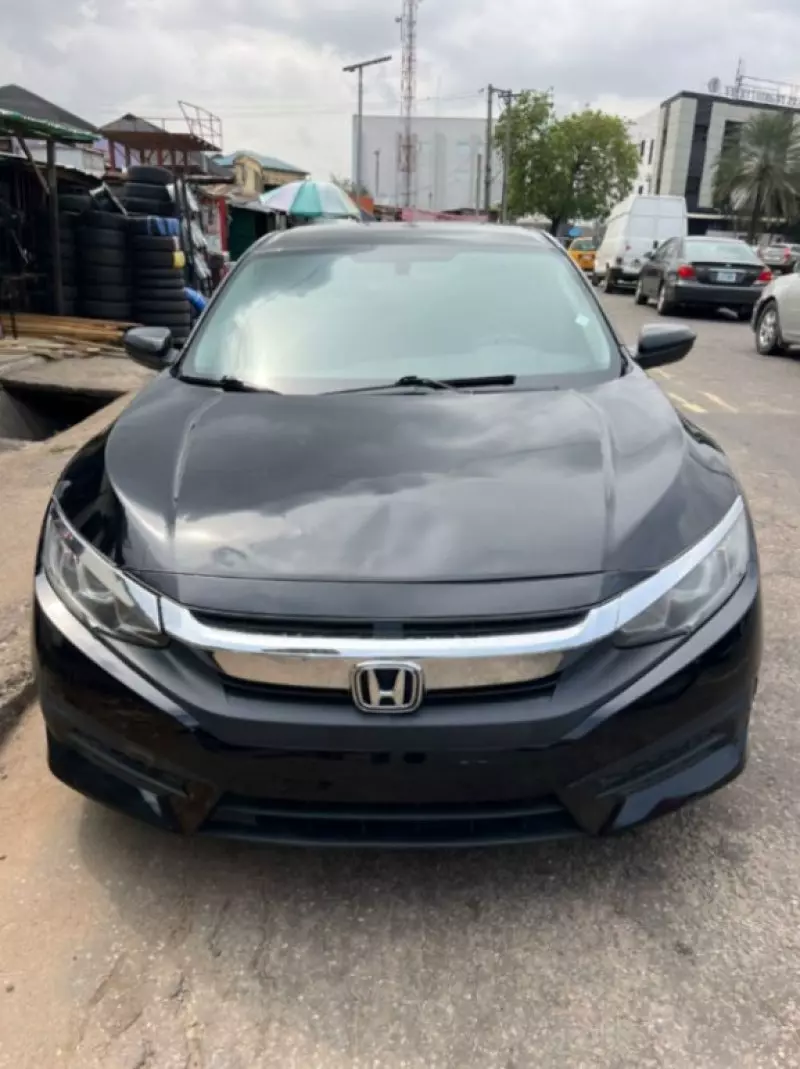 Honda Civic   - 2017