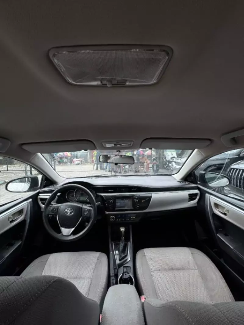TOYOTA Corolla   - 2015