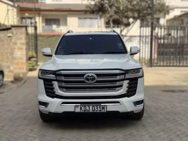 TOYOTA Land Cruiser - 2014