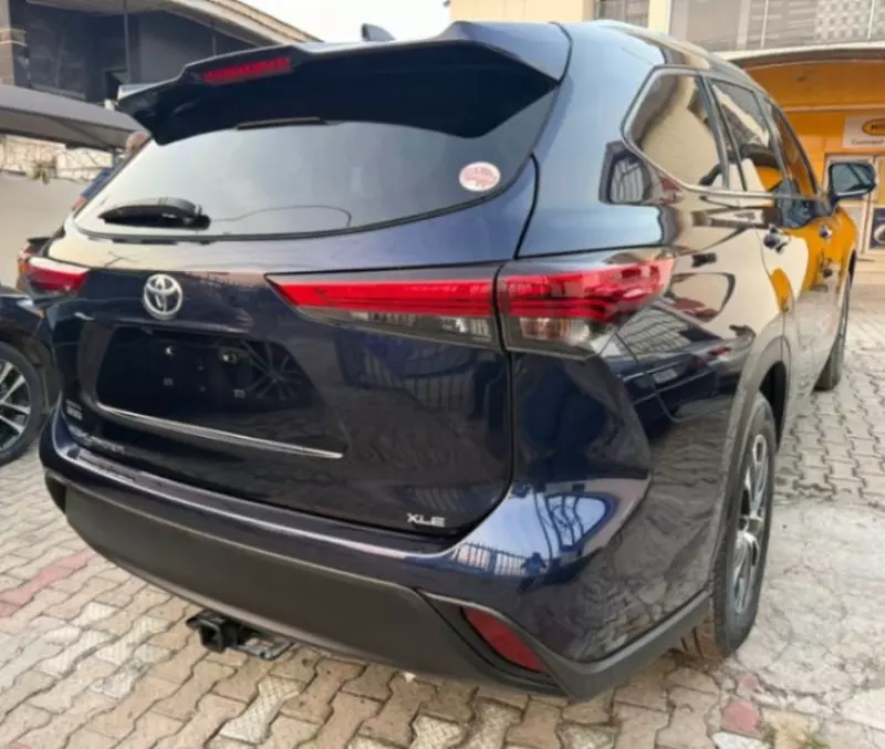 TOYOTA Highlander - 2020