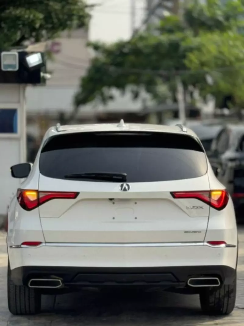 Acura MDX   - 2023