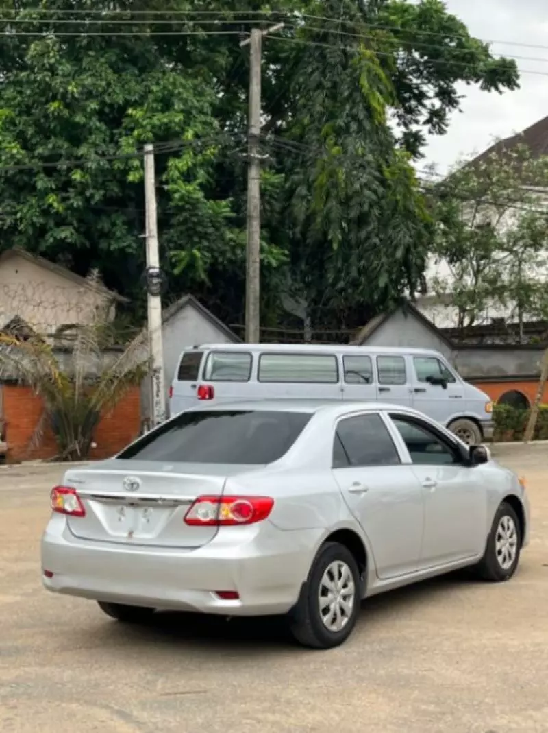 TOYOTA Corolla   - 2013