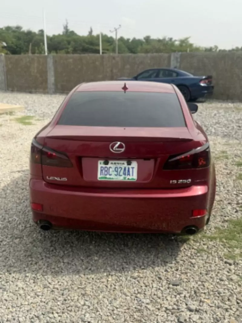 Lexus IS   - 2008