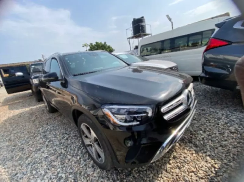 Mercedes-Benz GLC 300   - 2022