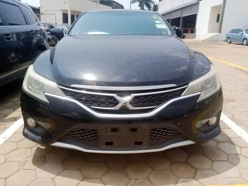 Toyota Mark X   - 2012