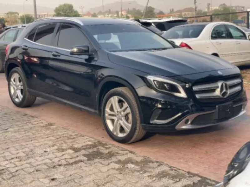 Mercedes-Benz GLA 250   - 2016