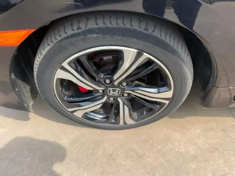 Honda Civic   - 2016