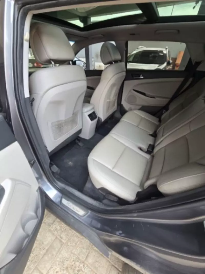 Hyundai Tucson   - 2016
